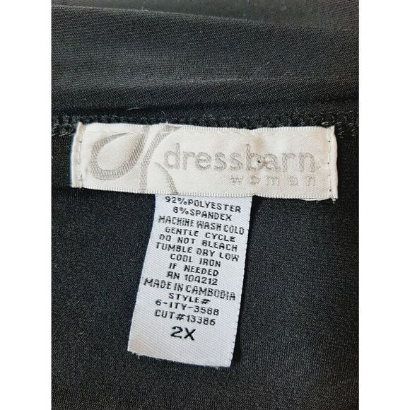 Dressbarn Black gold embroidered floral beaded 2X top - Picture 4 of 4